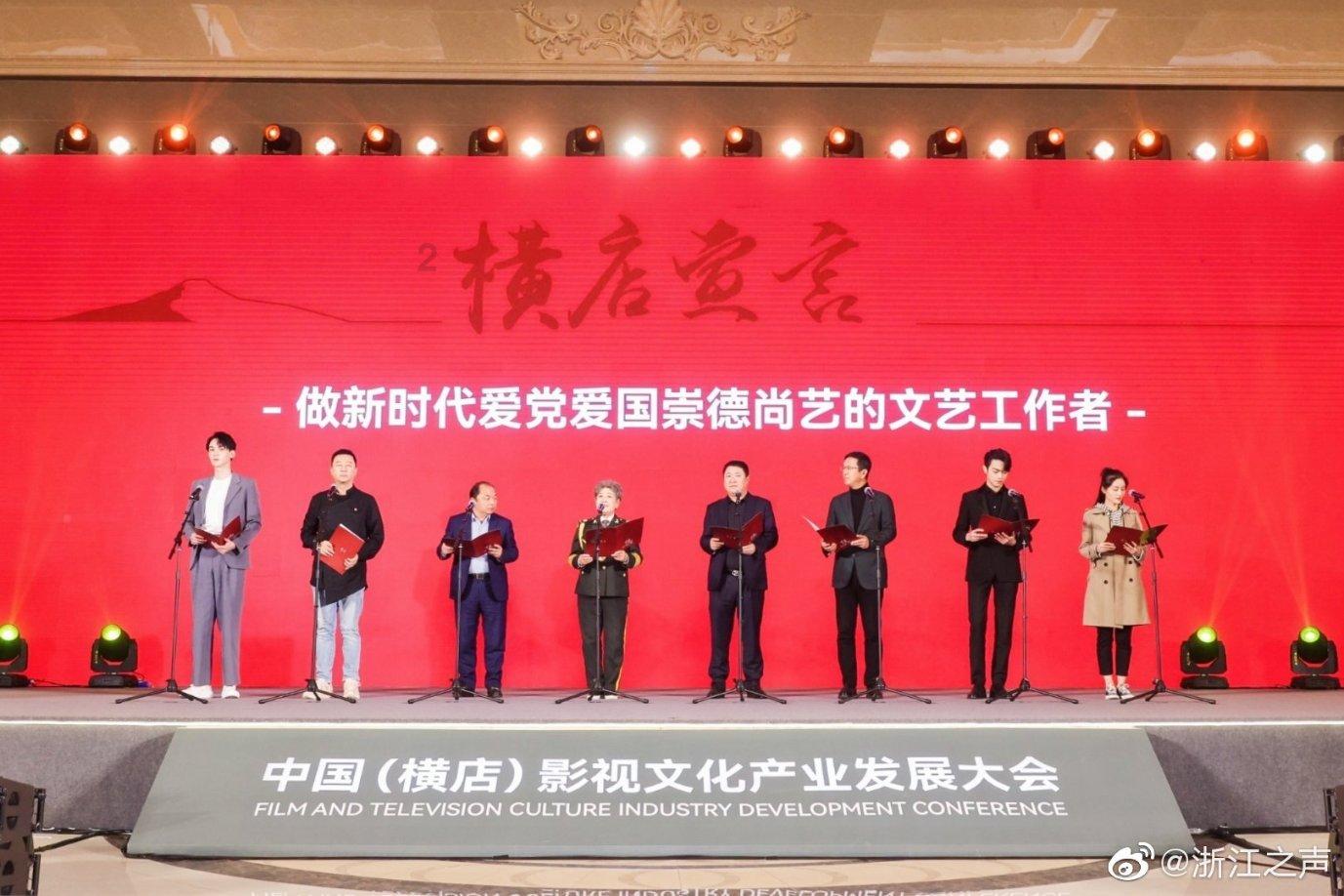 巧变同色